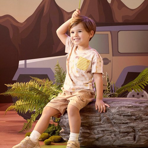 動物樂園滿版印花小口袋上衣