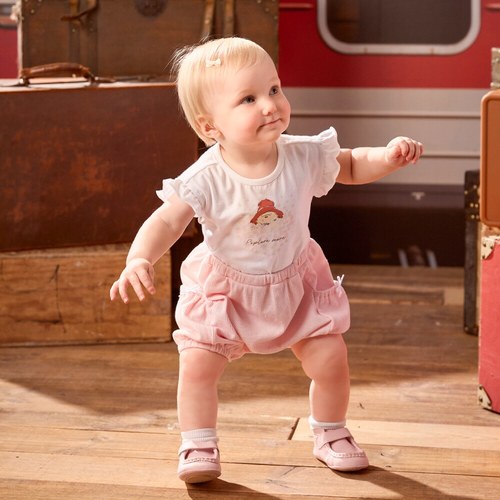 柏靈頓之旅荷葉邊袖兔裝 (吸濕排汗+抗UV)