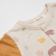 動物樂園滿版印花雙口袋短袖兔裝