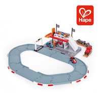 【網路限定】德國Hape 火車軌道賽車場套組