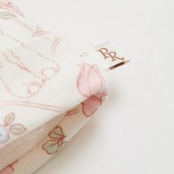 花徑小兔嬰兒帽 (美麗諾羊毛布)