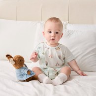 比得物語綠色短袖兔裝 (天絲洞感緹花布)