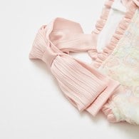 小香兔繽紛立體花蝴蝶結肩帶洋裝